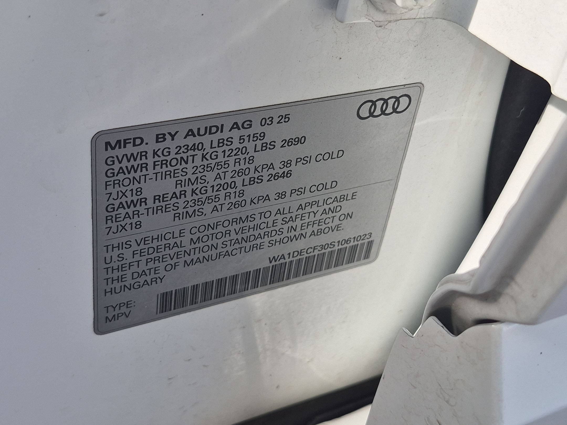 Used 2025 Black Audi S line Premium image 31