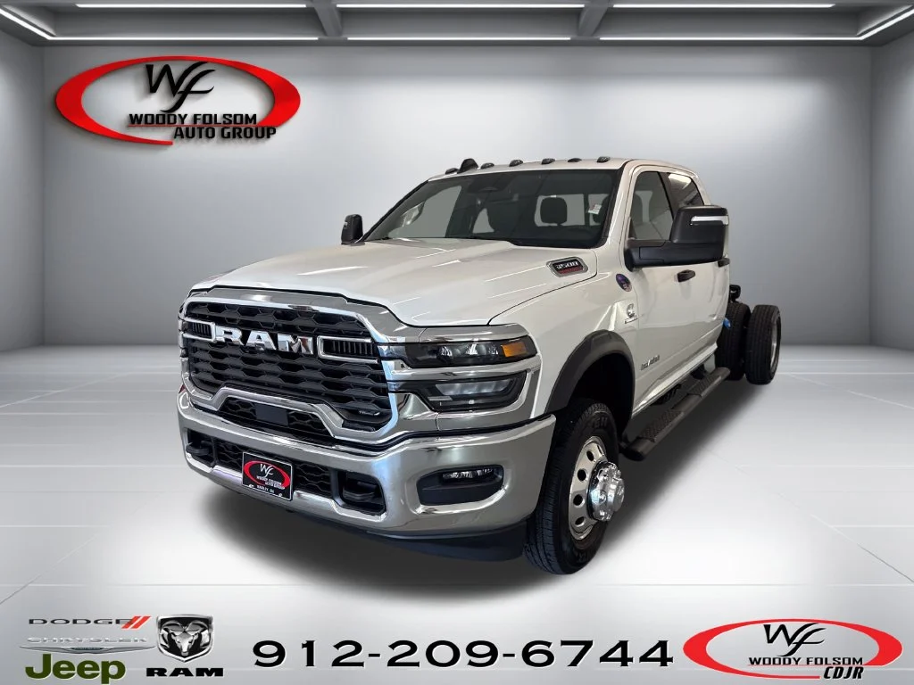 New 2027 White Ram Tradesman image 1