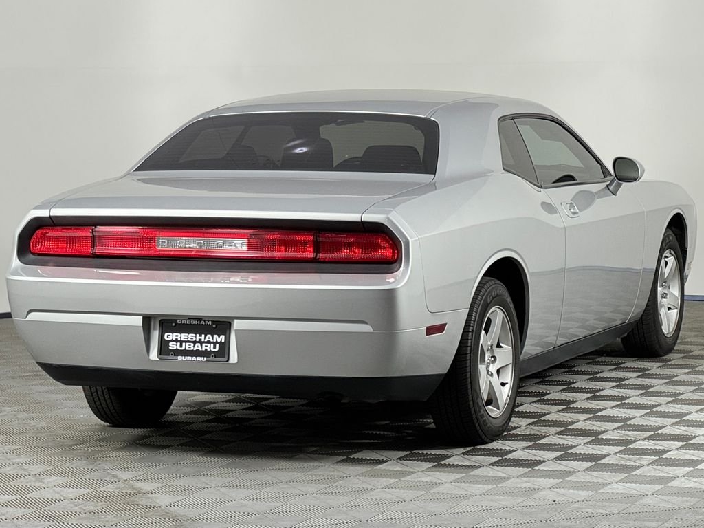 Used 2010 Bright Silver Metallic CC/Mineral Gray Met CC Dodge SE image 5