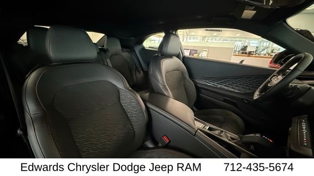 New 2026 Diamond Black Crystal Pearlcoat Dodge Scat Pack image 37