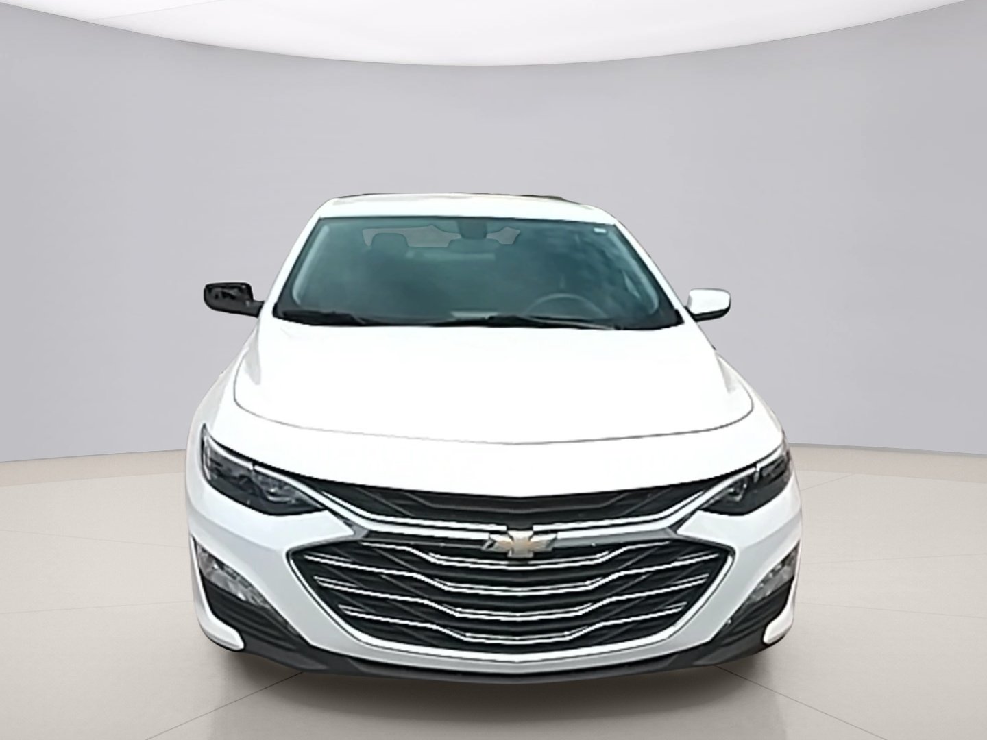Used 2019 White Chevrolet  image 8