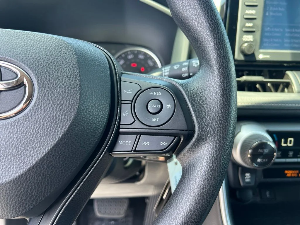 Used 2020 Silver Toyota LE image 24