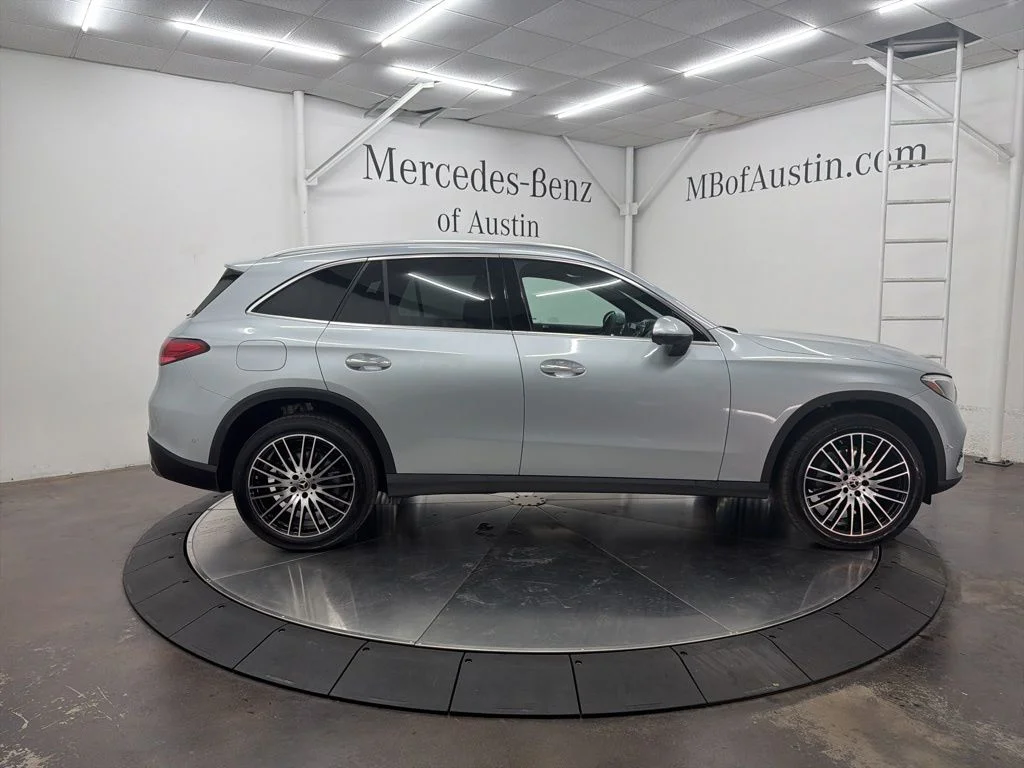 New 2026 Silver Mercedes-Benz GLC 300 image 8