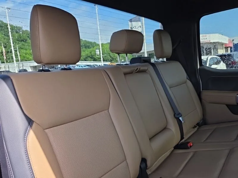 New 2026 Star White Metallic Tri-Coat Ford F-250® Lariat® image 20