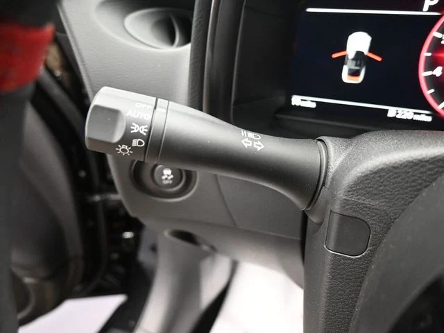 2025 Nissan Z NISMO - Photo 17