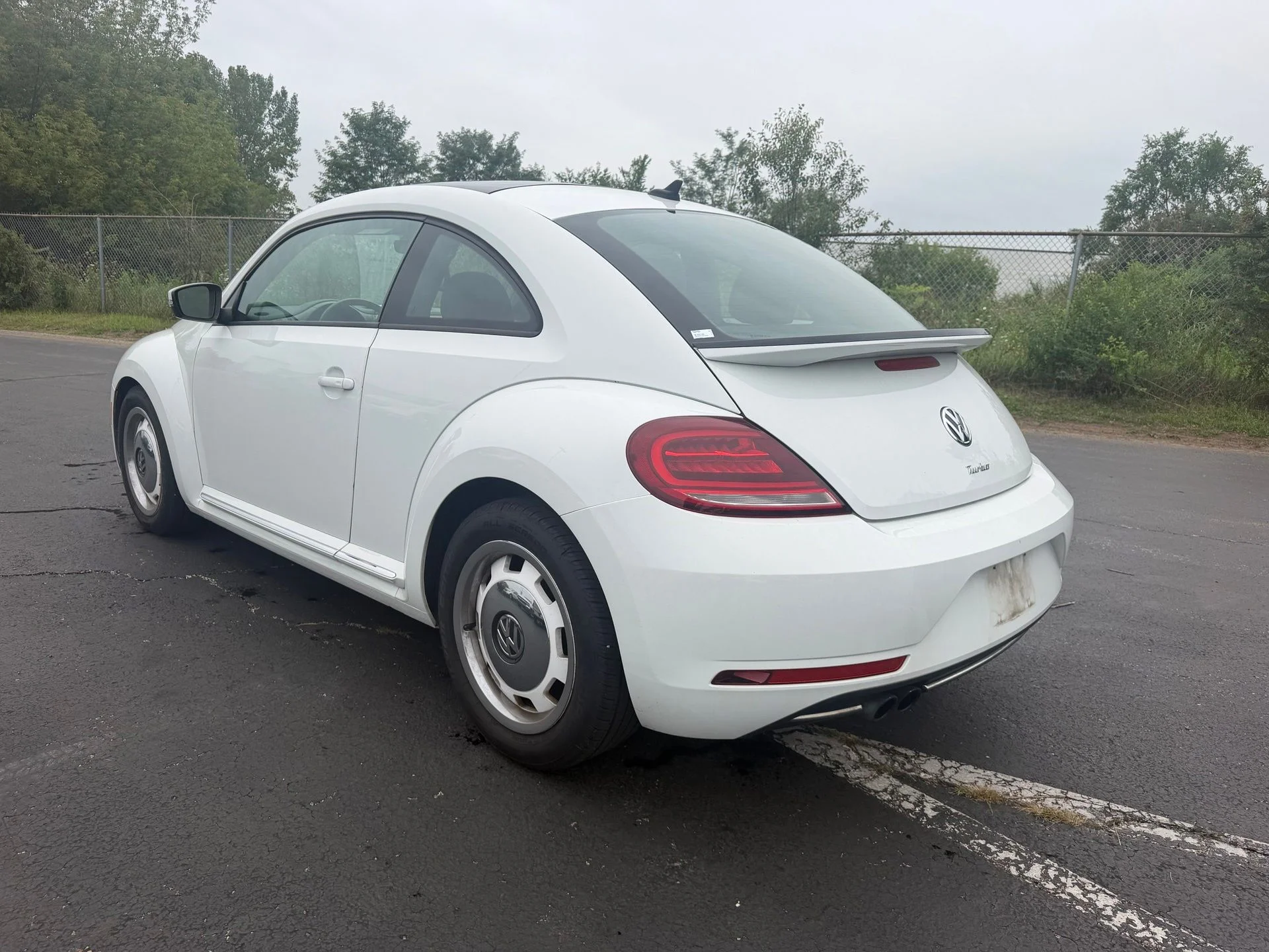 Used 2018 White Volkswagen 2.0T S image 8