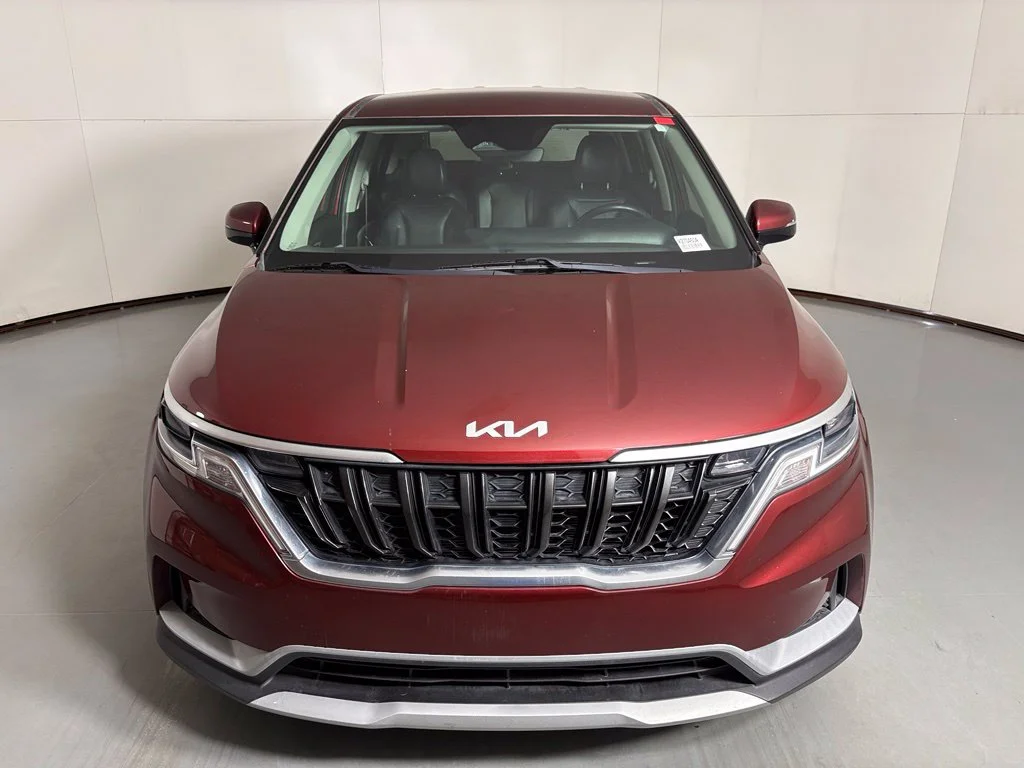 Used 2022 Red Kia LXS image 3