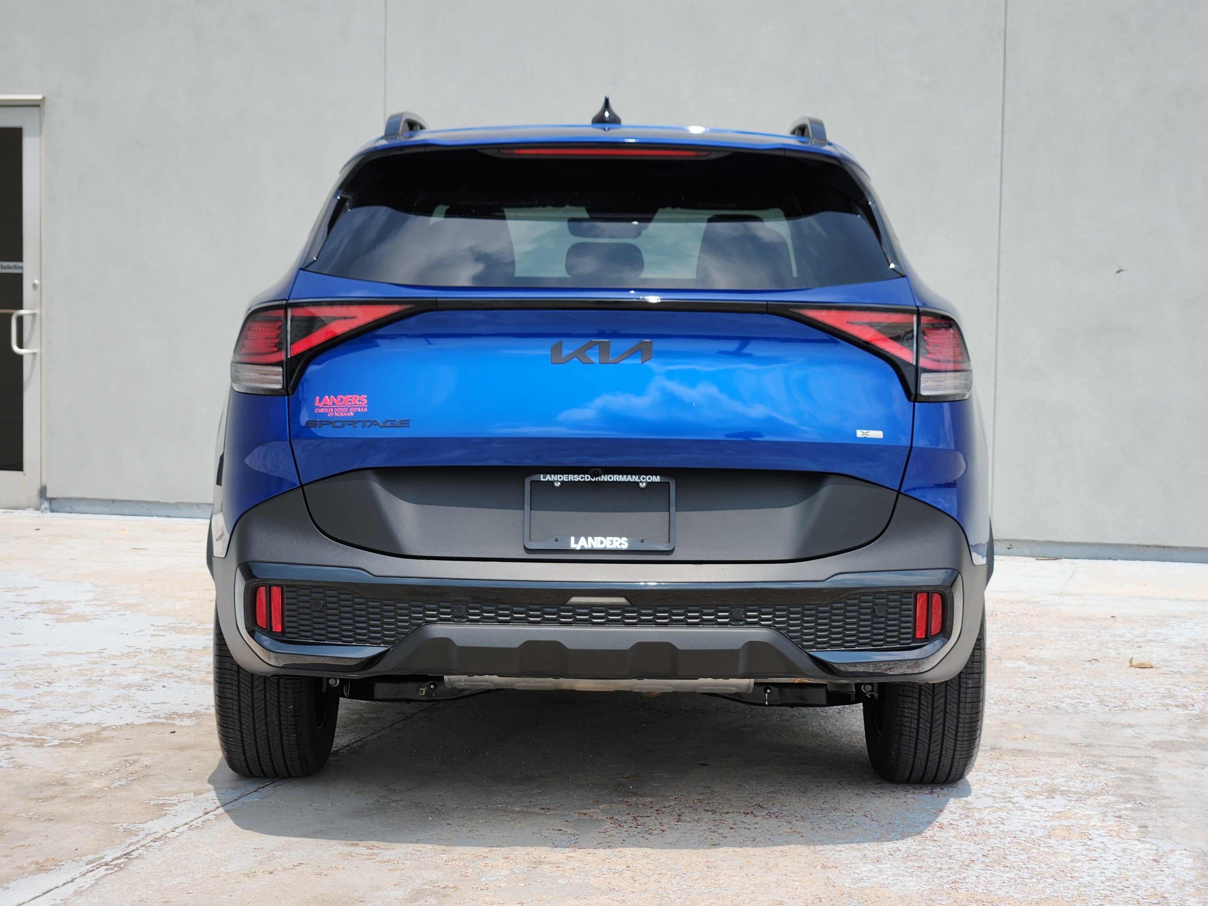 Used 2025 Sapphire Blue Kia X-Line image 7