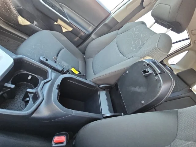 Used 2024 Silver Toyota XLE image 27