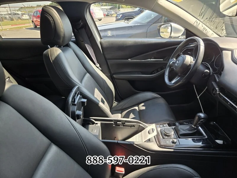 Certified Used 2025 Snowflake White Pearl MAZDA 2.5 S PREFERRED PACKAGE image 9