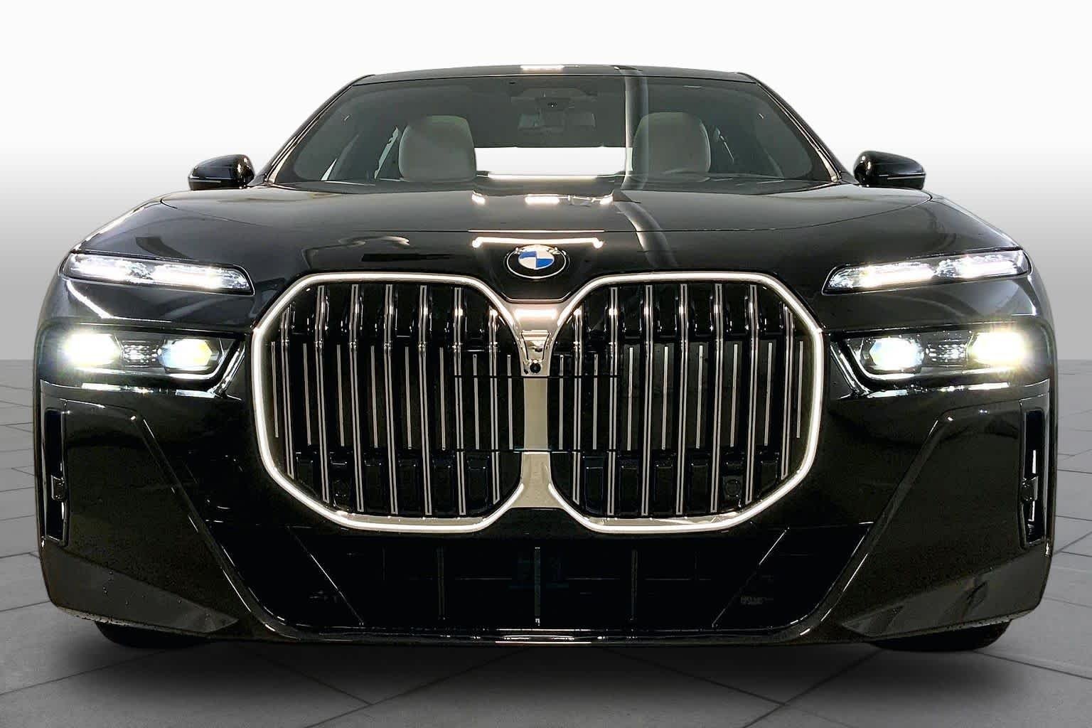 New 2026 Black Sapphire Metallic BMW 740i xDrive image 3