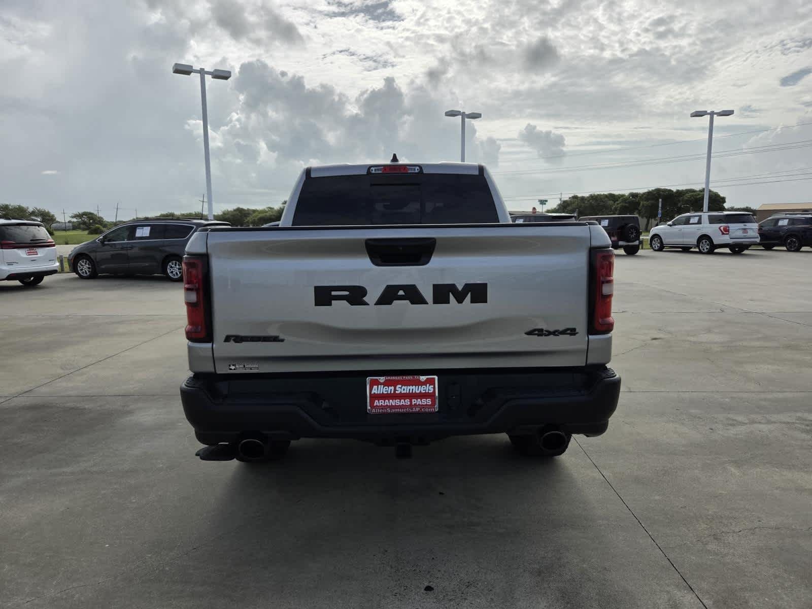 Used 2025 Billet Silver Metallic Clearcoat Ram Rebel image 4