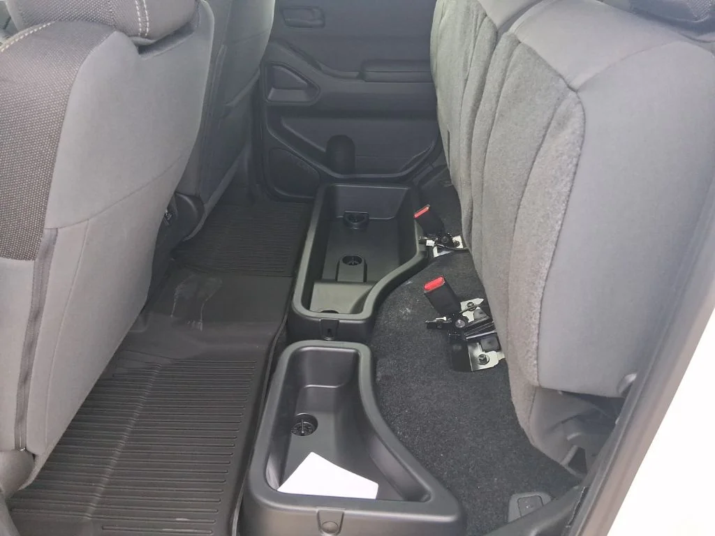 New 2026 Glacier White Nissan Crew Cab SV image 26