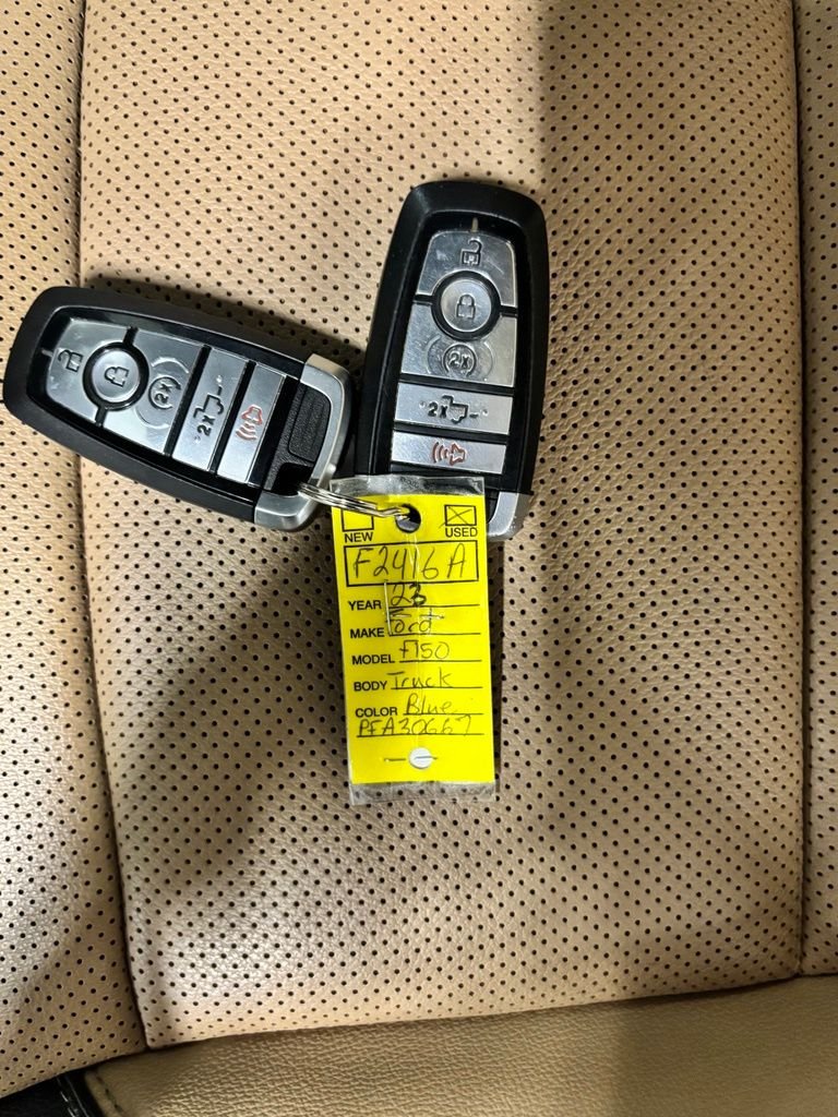 Used 2023 Blue Ford Lariat image 26