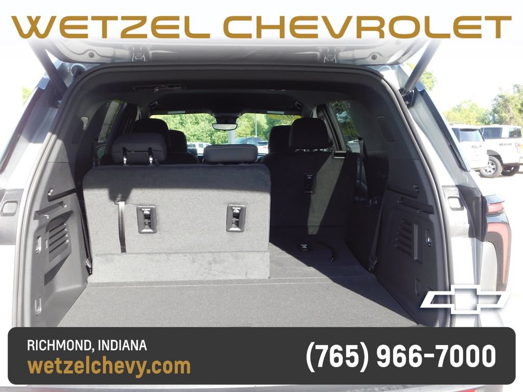 2027 Chevrolet Traverse LT - Photo 24