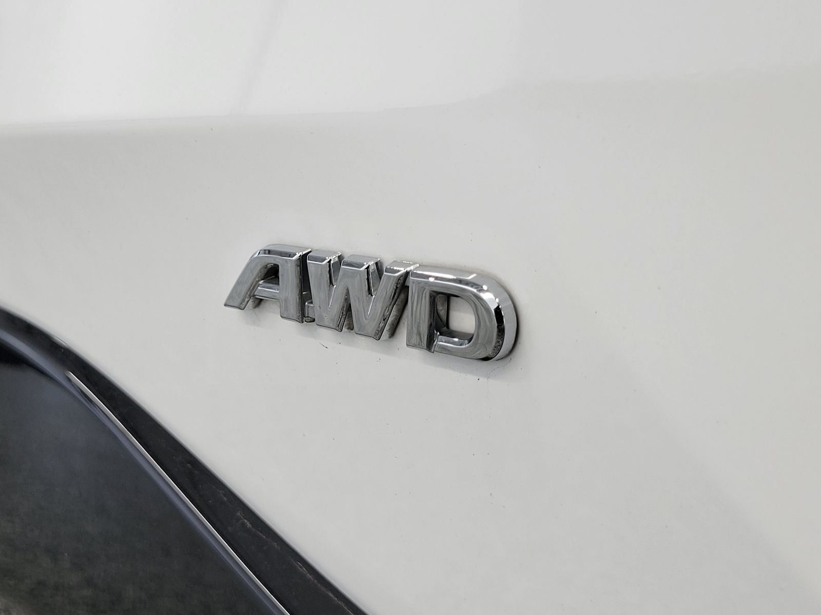 Used 2024 White Toyota SE image 34