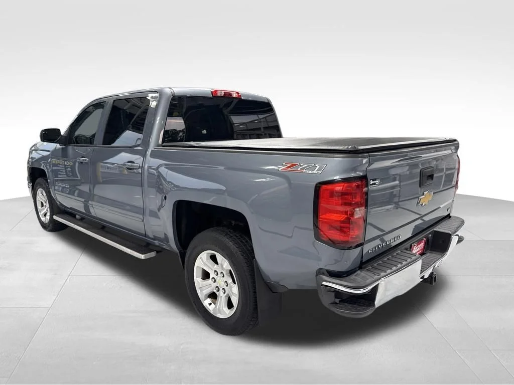 Used 2015 Gray Chevrolet LT image 3