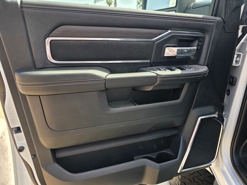New 2026 Bright White Clear-Coat Exterior Paint RAM Laramie image 9