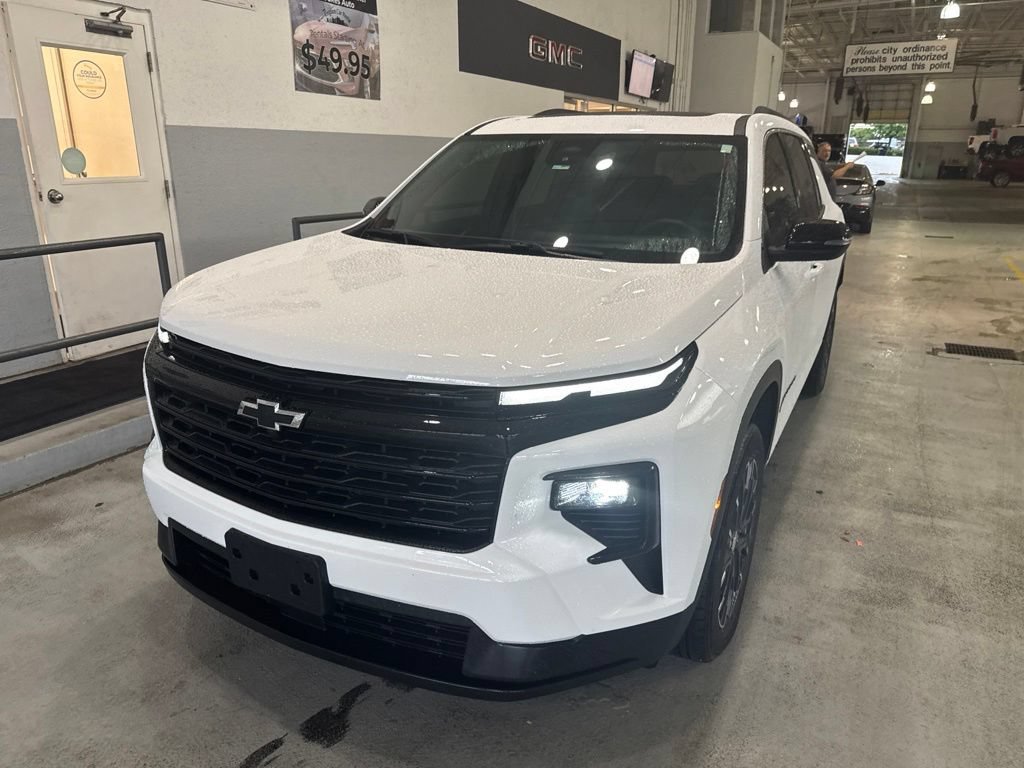 Used 2026 Chevrolet Traverse LT with VIN 1GNEVGKS6TJ141403 for sale in Kansas City