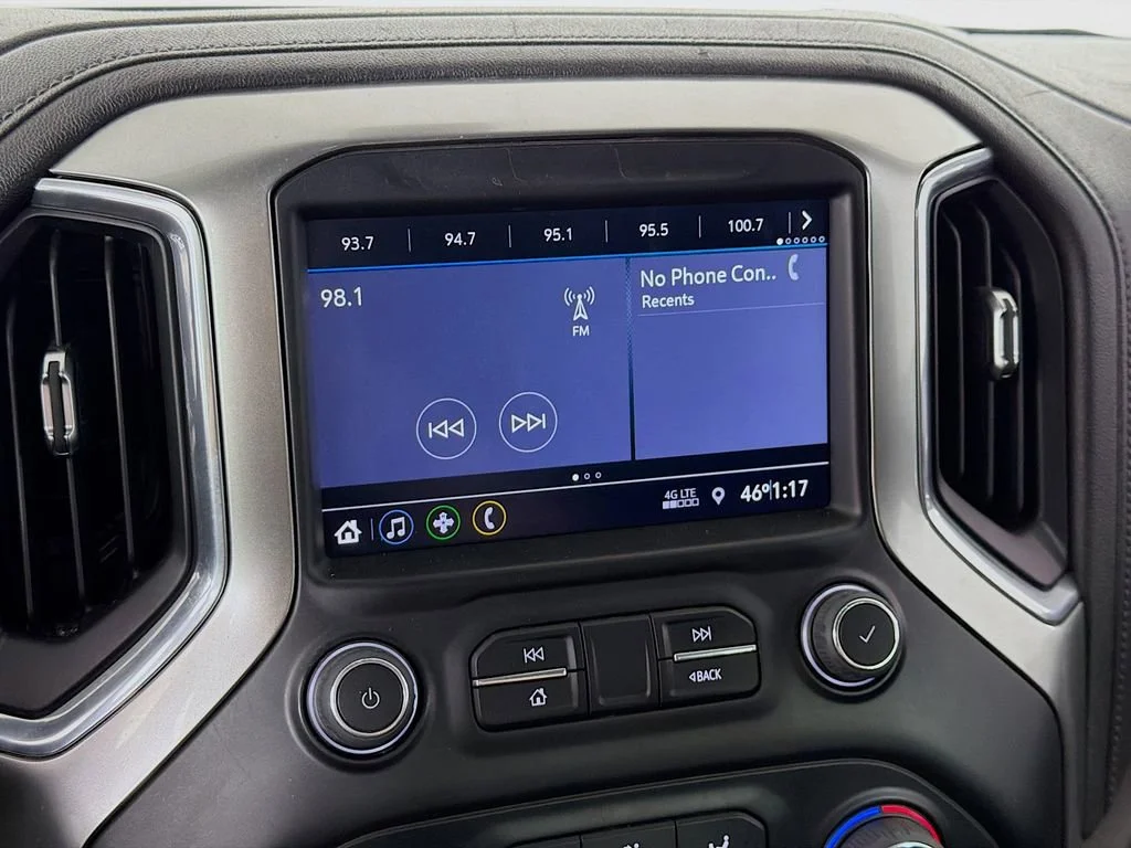 Used 2021 Shadow Gray Metallic Chevrolet RST image 15