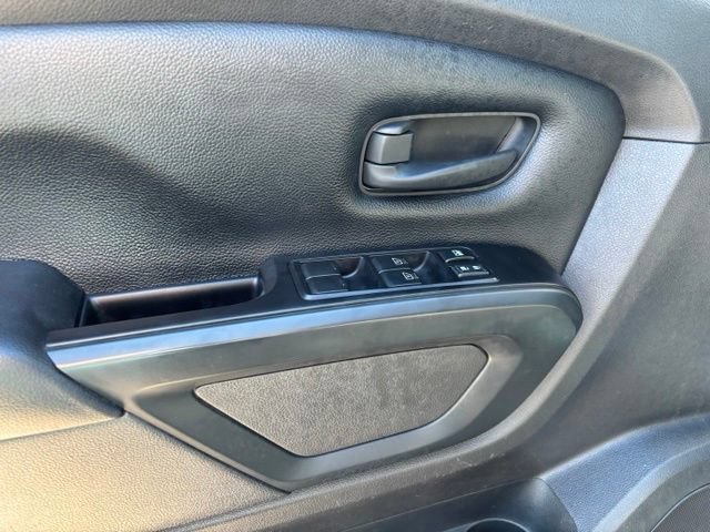 2017 Nissan Titan S - Photo 11