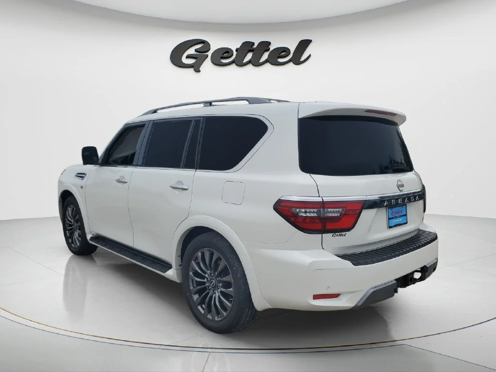 Used 2022 White Nissan Platinum 4WD image 7