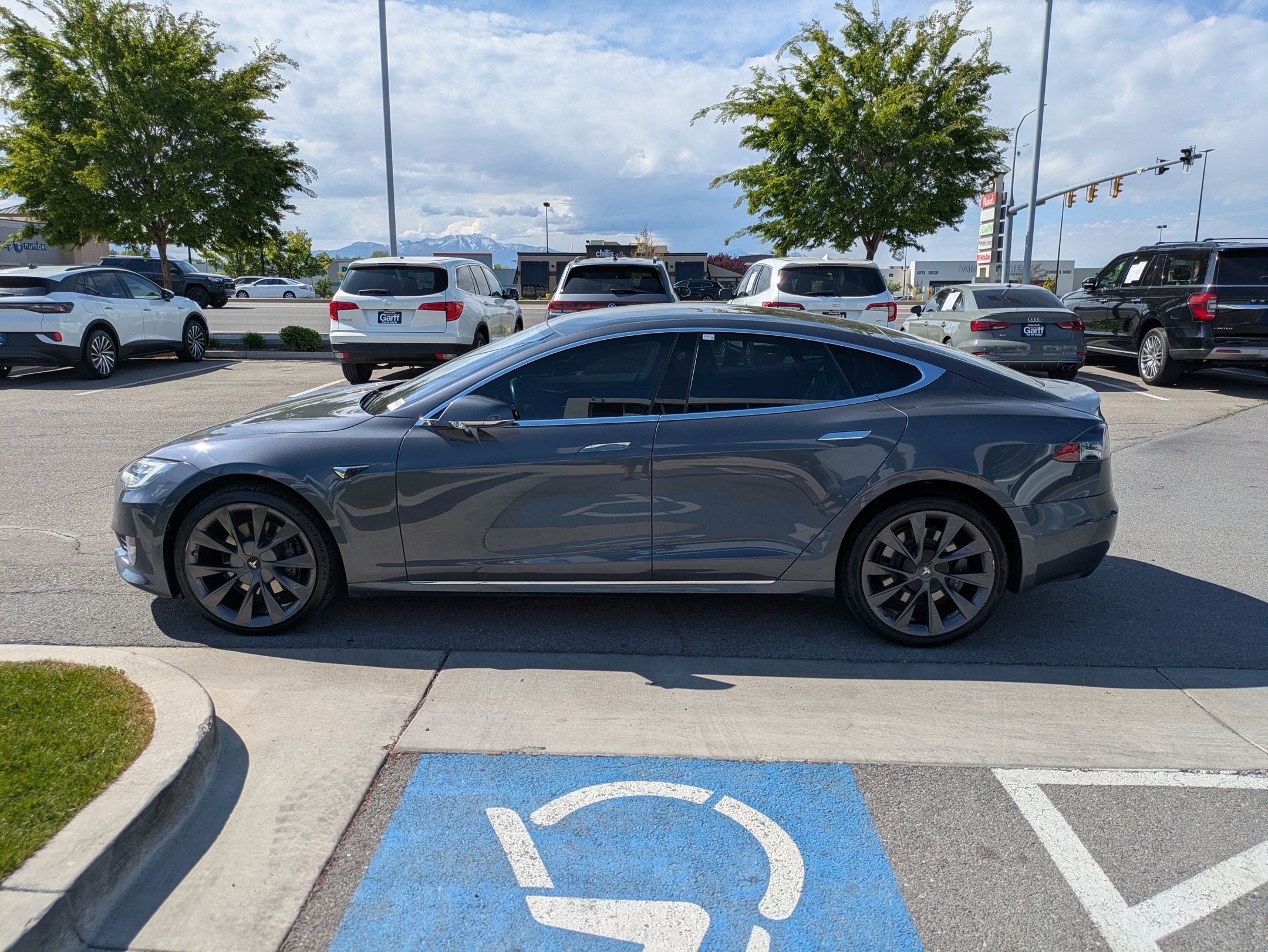Used 2021 Midnight Silver Metallic Tesla Long Range image 7