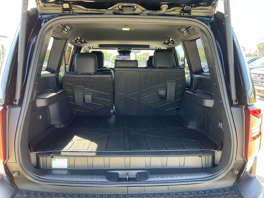 Used 2025 Black Toyota Base image 9