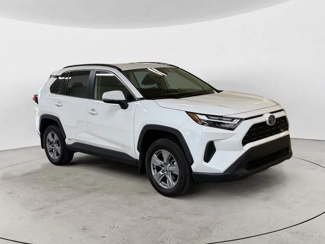 Used 2024 White Toyota LE image 3