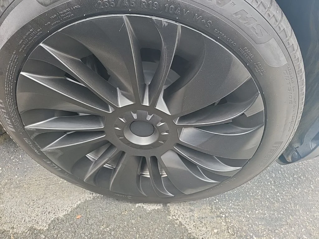 Used 2024 Gray Tesla Long Range image 7