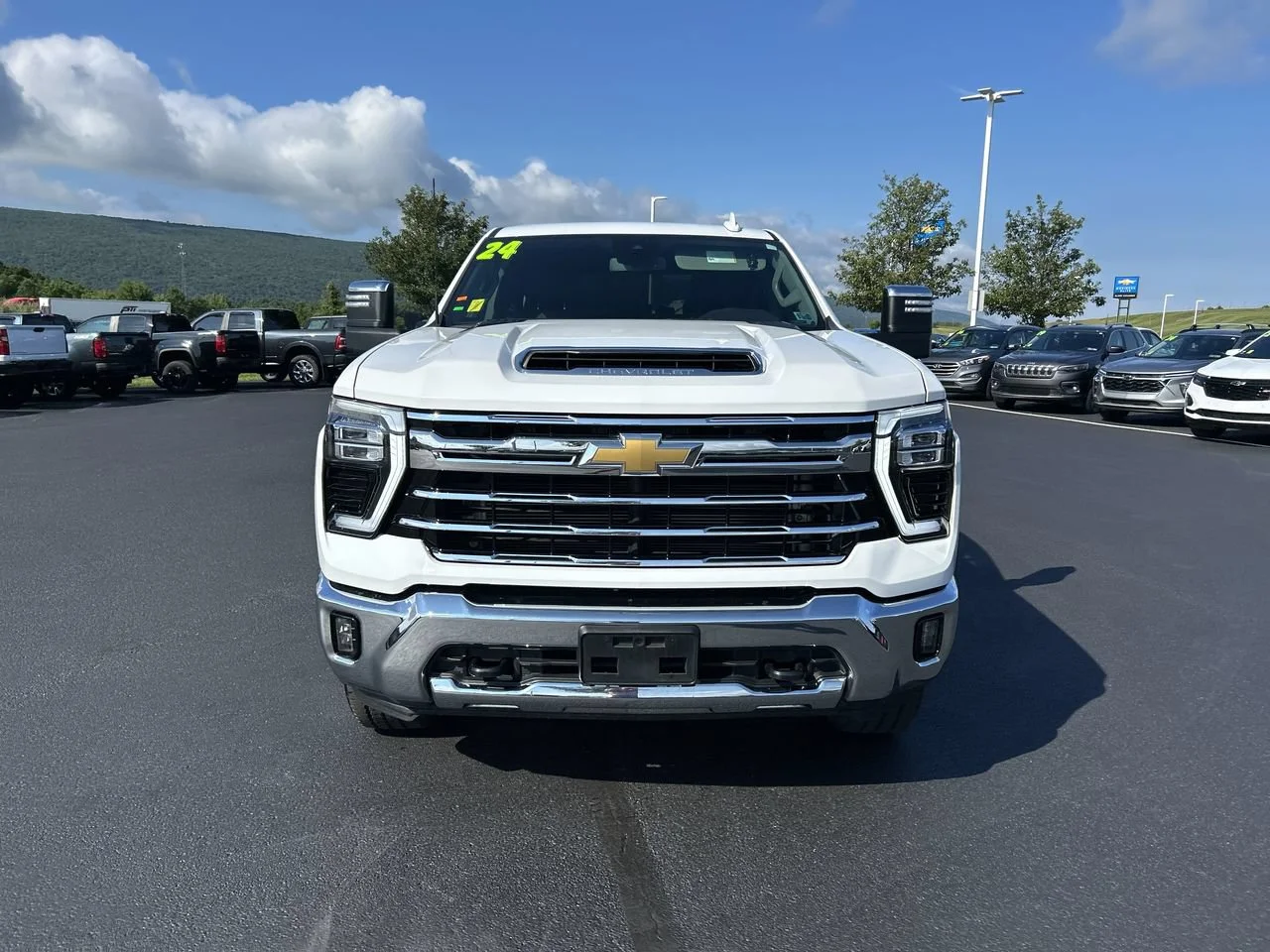 Used 2024 Summit White Chevrolet LTZ image 2