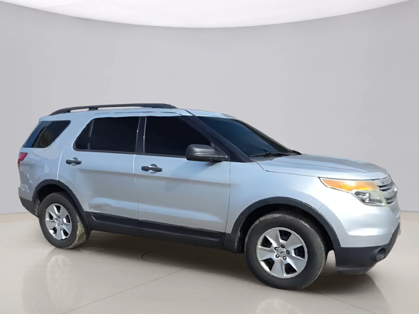 Used 2014 Silver Ford BASE 4WD image 2