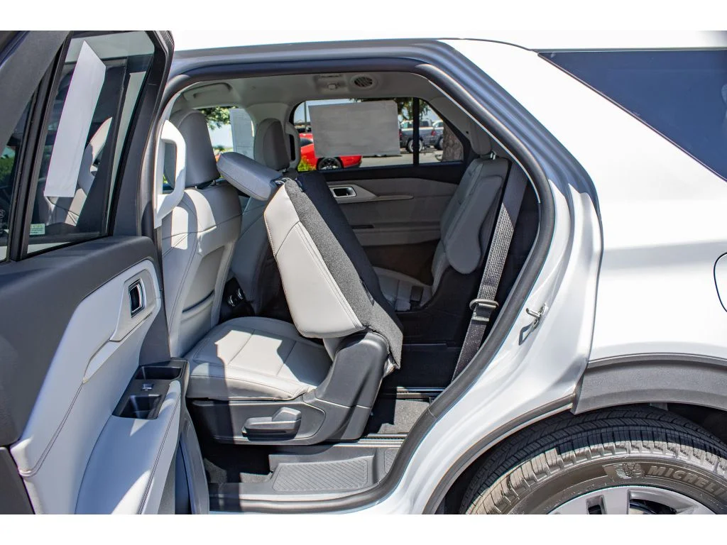 New 2026 SPACE WHITE METALLIC Ford Active w/200A Pkg image 21