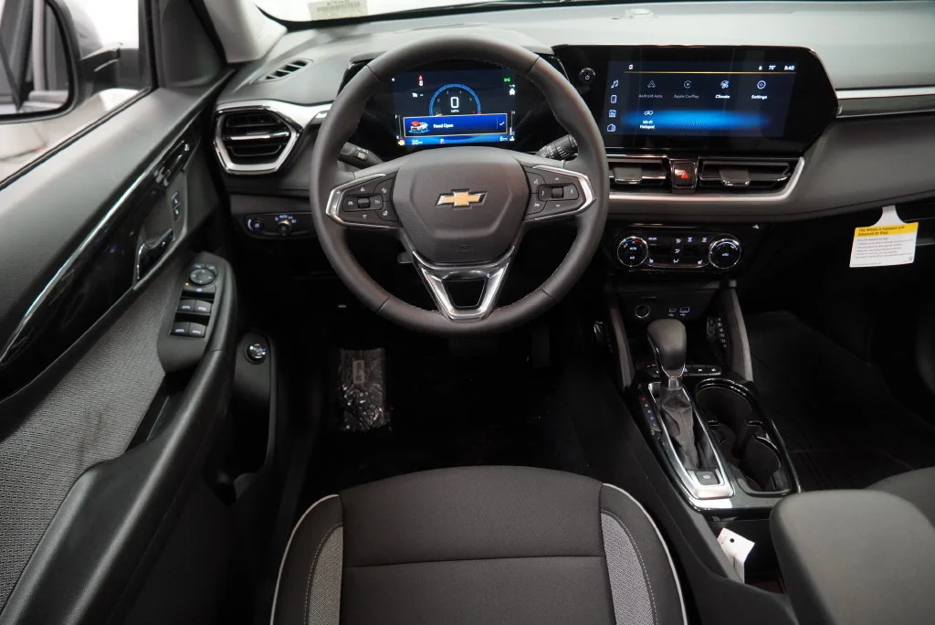 New 2026 Sterling Gray Metallic Chevrolet LT image 20