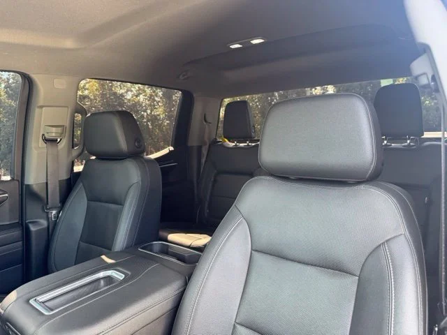 Used 2022 Blue Chevrolet LTZ image 23