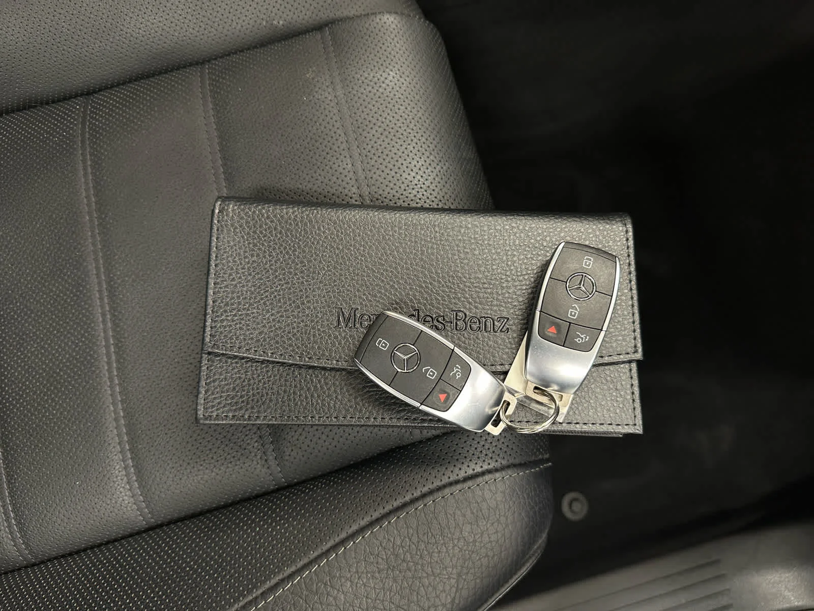 Used 2024 Black Mercedes-Benz GLS 450 image 47