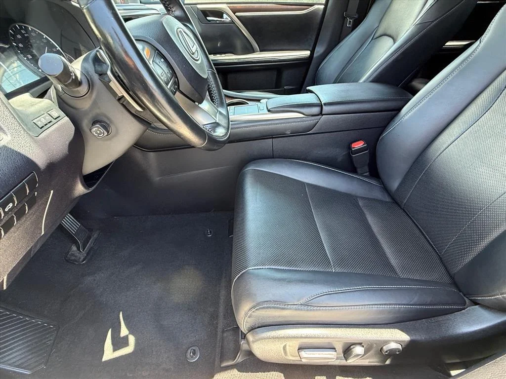 Used 2020 White Pearl Lexus 350 image 13