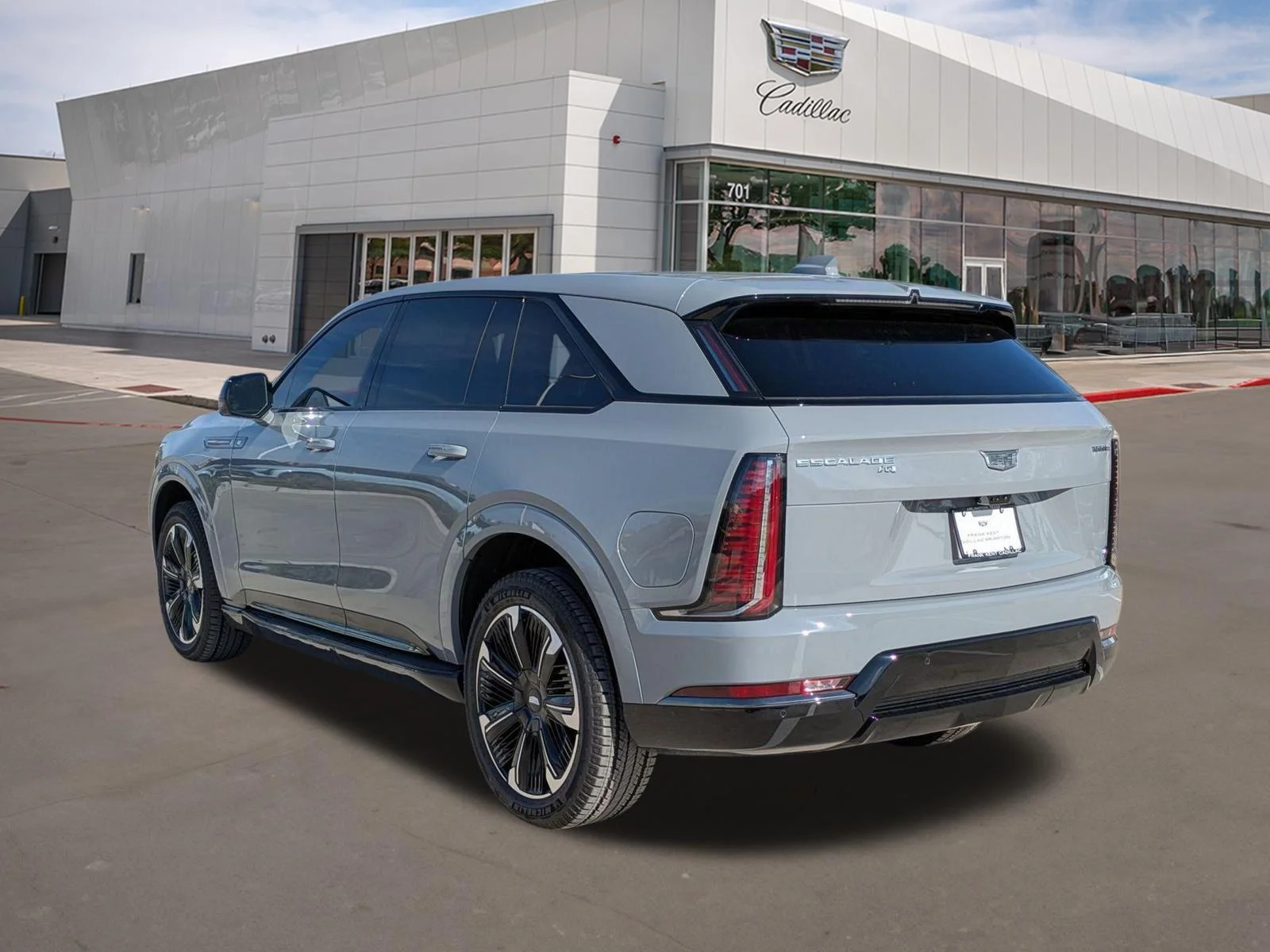 New 2026 Luna Metallic Cadillac Sport image 4