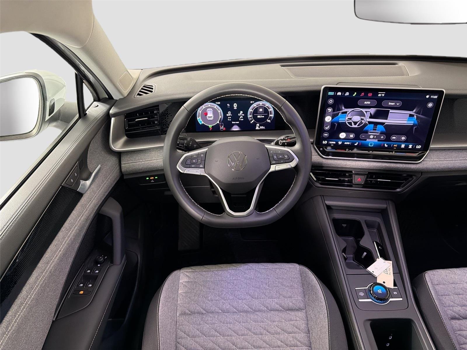 New 2026 Pure White Volkswagen S image 18