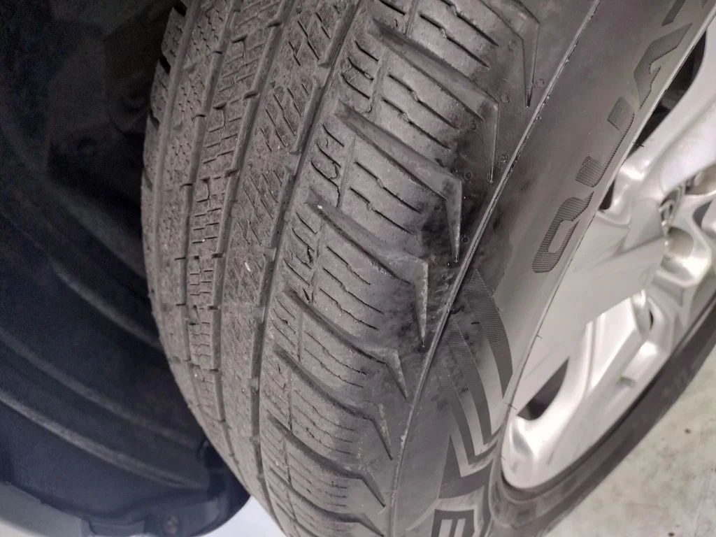 Used 2019 Blue Toyota XLE image 7