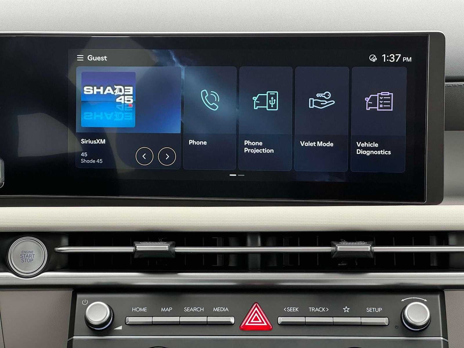 Used 2025 Phantom Black Hyundai SE image 19