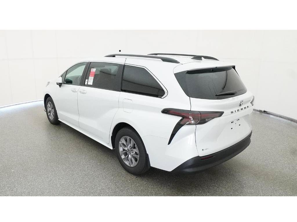 New 2026 Wind Chill Pearl Toyota XLE image 5