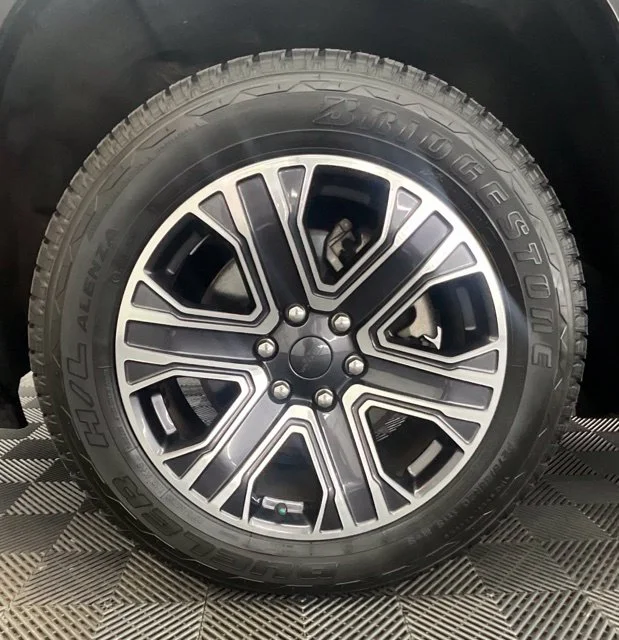 Used 2023 Black Jeep Base image 34