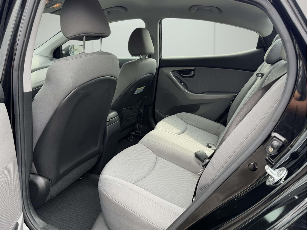 Used 2013 Black Hyundai GLS image 12