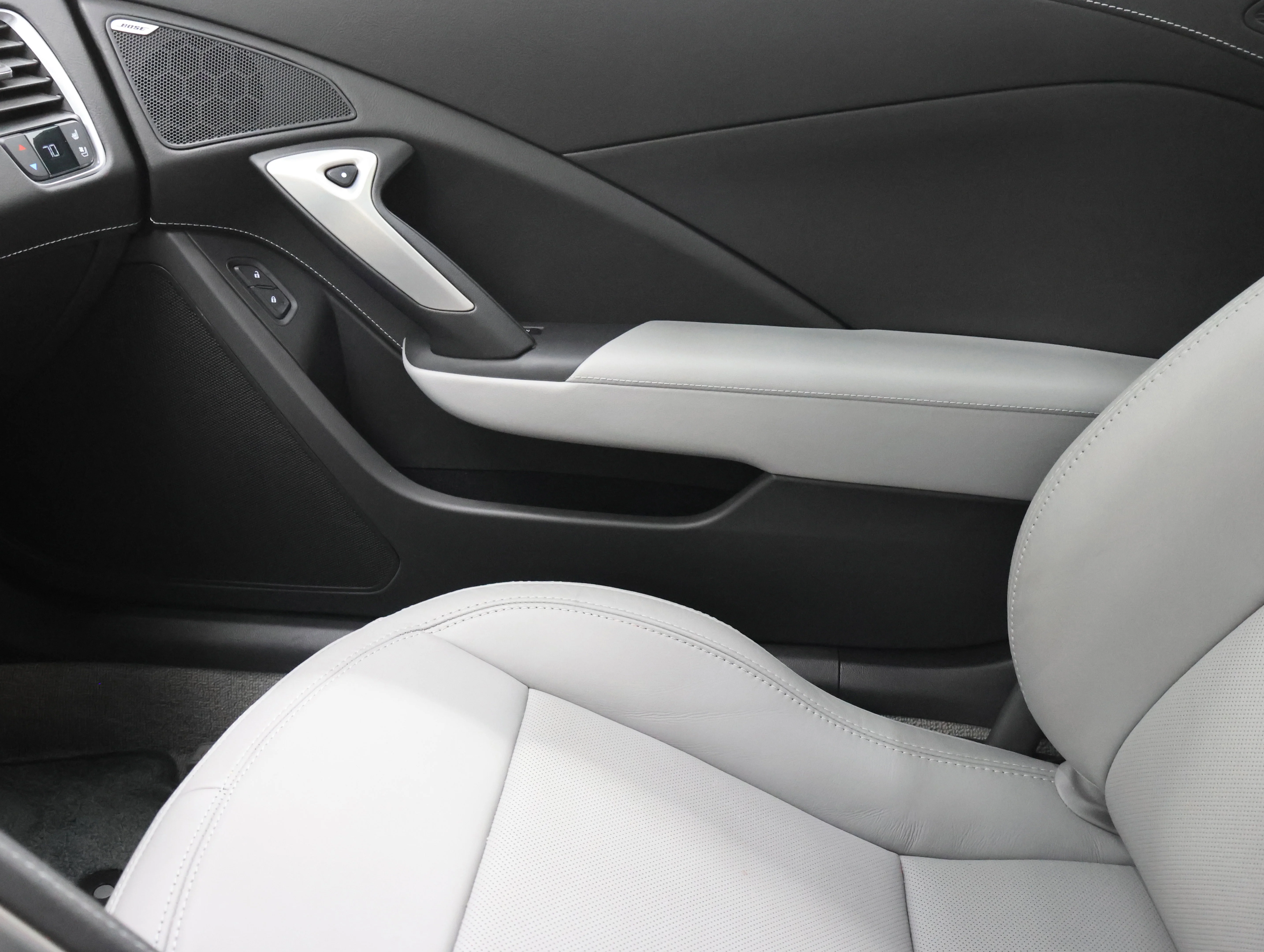 Used 2014 Blade Silver Metallic Chevrolet Base image 12