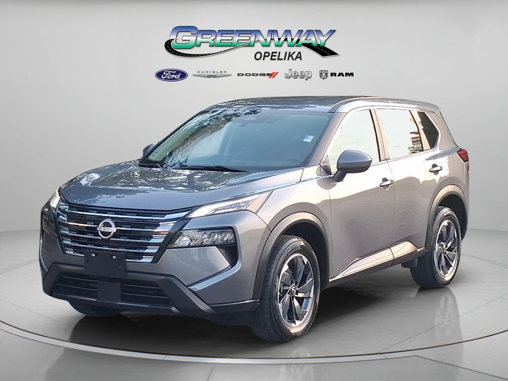 Used 2024 Gray Nissan SV image 7