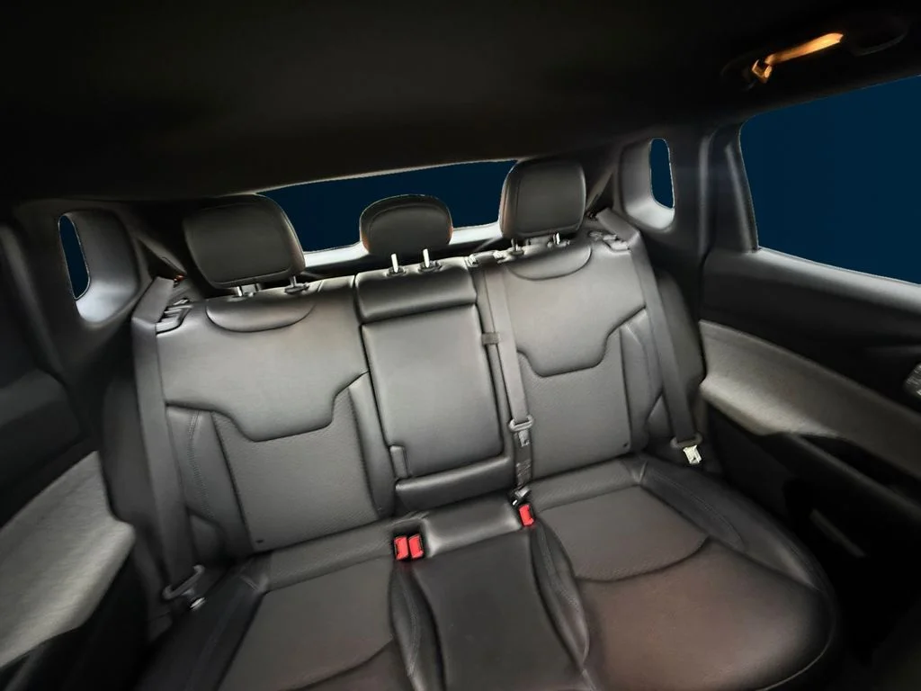 Used 2024 Black Jeep Latitude image 18