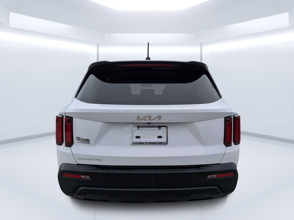 Used 2023 White Kia LX image 6