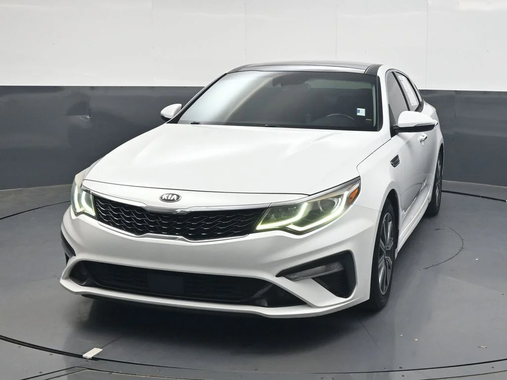 Used 2019 White Kia EX image 13