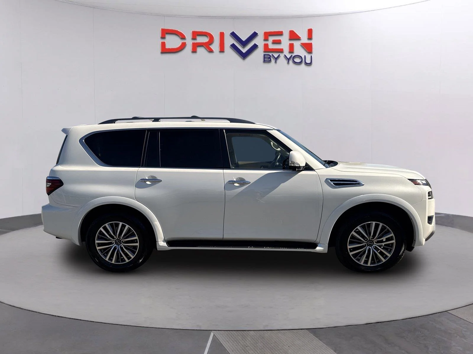 Used 2023 Aspen White Tricoat Nissan SL image 2